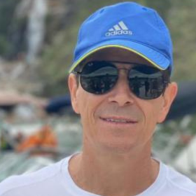 Jogador morre após partida de futebol em Divinópolis
