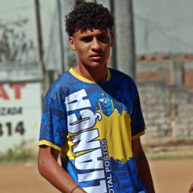 Rafael Reis estreia como profissional pelo Santo Andr&eacute; no Paulist&atilde;o A2