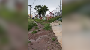 Chuva forte derruba torre da antena da R&aacute;dio Minas