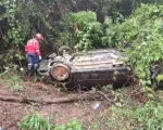 Dois capotamentos foram registrados na AMG-423, próximo a Conceição do Pará, nesta segunda-feira (1º).