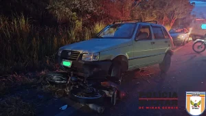 Um homem ficou em estado grave ap&oacute;s um acidente na noite de s&aacute;bado (20), na rodovia AMG 0345, no Km 7, em Divin&oacute;polis.