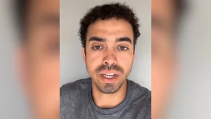 O influenciador de Divin&oacute;polis, Vit&atilde;o da Muri&ccedil;oca, teve da alta do hospital nesta quinta-feira (04), ap&oacute;s um acidente em Juatuba.