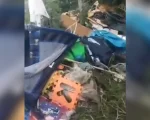 Um morador de Ermida, distrito de Divin&oacute;polis, reclamou nas redes sociais sobre um espa&ccedil;o que est&aacute; sendo utilizado como bota-fora na regi&atilde;o atr&aacute;s da sider&uacute;rgica, indo para Comunidade da Lage.