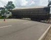 BR-494: Carreta em ‘L’ interrompe o tráfego