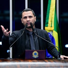 Republicanos confirma pré-candidatura de Cleitinho ao governo de Minas