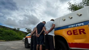 Mamute e leitão presos em Formiga