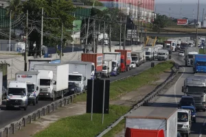 Motoristas têm novos prazos para regularizar exame toxicológico