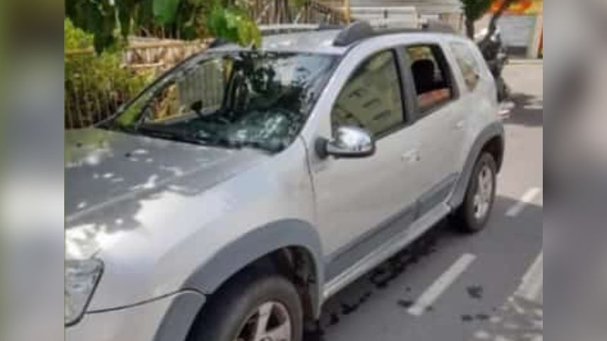 Bandidos furtam carro no Centro de Divinópolis