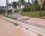 Morador reclama de obra inacabada no Lago das Roseiras, em Divinópolis