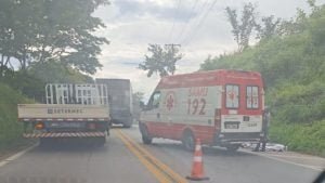 Ciclista morre atropelado na MG-050, em Ita&uacute;na