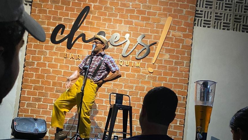 Divinópolis tem show de Stand-Up Comedy nesta terça (20) no Cheers