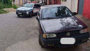 Trio é preso por receptação de carro em Nova Serrana