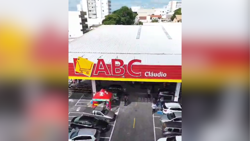 Uma nova unidade dos Supermercados ABC foi inaugurada na manhã desta terça-feira (06) em Cláudio. Ela se localiza na rua Diamantina, 200, no centro da cidade.