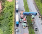 Um acidente aconteceu na BR-381, próximo a Oliveira, na tarde desta quarta (07/2).