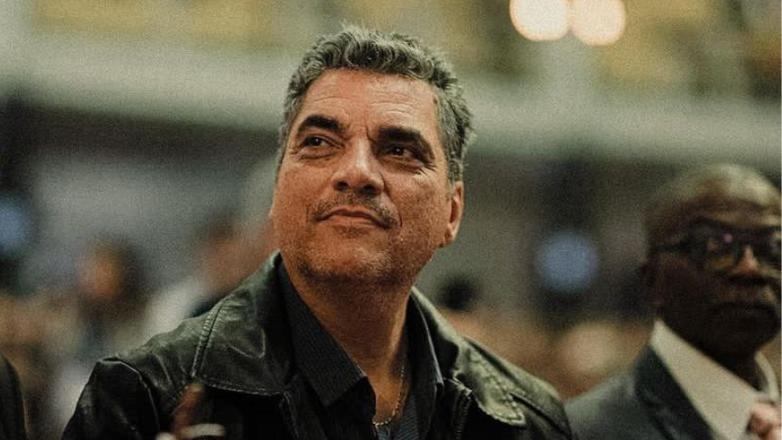 Nesta terça-feira (20) a família atualizou o estado de saúde do pastor Samuel Villon, da Igreja Quadrangular, que sofreu um AVC na última sexta-feira (16).