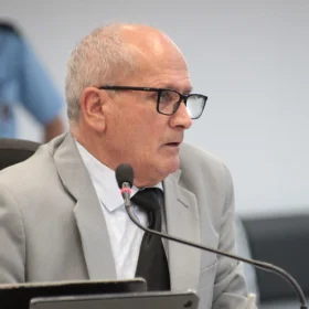Vereador Edson de Sousa anuncia mudan&ccedil;a de partido