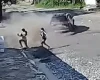 Veja vídeo: carro desgovernado quase atropela duas pessoas no bairro Icaraí