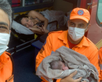 Bombeiros realizam parto de emergência