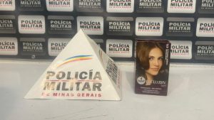 Mulher furta farmácia e leva tinta em Divinópolis
