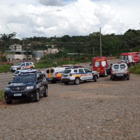 Uma mulher foi agredida na tarde desta quinta-feira (8), na BR-494, em Divinópolis. O caso aconteceu no trecho próximo ao bairro Santo André.