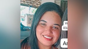 Familiares procuram por Amanda, desaparecida em Divin&oacute;polis desde s&aacute;bado (3)