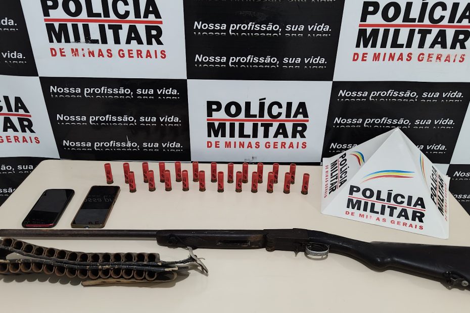 'Cowboy' &eacute; preso com espingarda e cinto de muni&ccedil;&otilde;es em Santo Ant&ocirc;nio do Monte