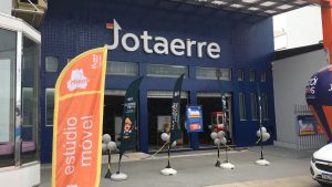 Hoje tem Est&uacute;dio M&oacute;vel da Minas FM no Jotaerre da constru&ccedil;&atilde;o ao acabamento