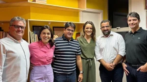 PV e PCdoB apoiam pr&eacute;-candidatura de Laiz Soares para prefeita de Divin&oacute;polis