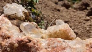 Arcos: 8 garimpeiros s&atilde;o presos ap&oacute;s minera&ccedil;&atilde;o ilegal de quartzo