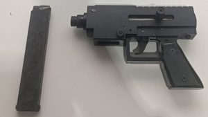 Homem &eacute; preso com pistola caseira em Carmo do Cajuru