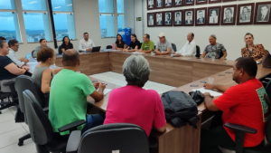 Reajuste dos servidores municipais de Divin&oacute;polis &eacute; definido em reuni&atilde;o