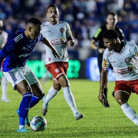 Vale vaga na grande final. Cruzeiro x Tombense. A Minas FM transmite.