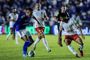 Vale vaga na grande final. Cruzeiro x Tombense. A Minas FM transmite.