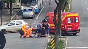 Motociclista fica ferido ap&oacute;s acidente na av. JK, em Divin&oacute;polis