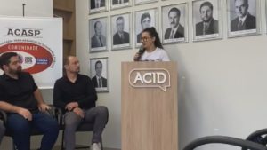 Alagamento na rua Ibituruna &eacute; pauta em reuni&atilde;o da Acasp; empres&aacute;ria relata descaso