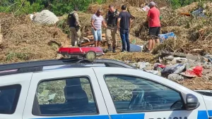 Carmo do Cajuru: Restos de caix&otilde;es e poss&iacute;vel ossada humana s&atilde;o encontrados em aterro sanit&aacute;rio
