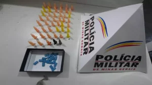 PM apreende 45 pinos de coca&iacute;na e ecstasy durante opera&ccedil;&atilde;o em Cl&aacute;udio
