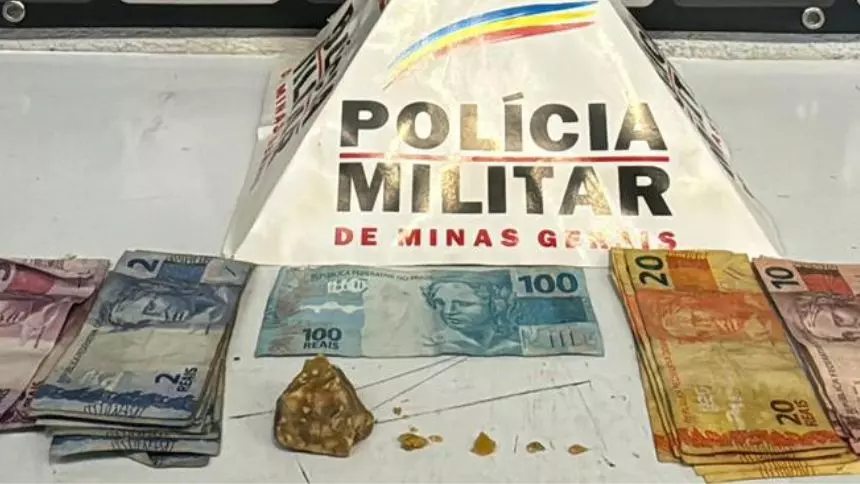Divinópolis: Homem é preso com drogas e dinheiro escondidos em colchão