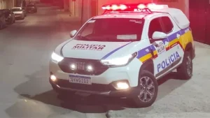 Jovem com passagens policiais por roubo e tr&aacute;fico de drogas &eacute; preso em Nova Serrana