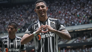 Divinopolitano Cadu marca na vit&oacute;ria do Galo