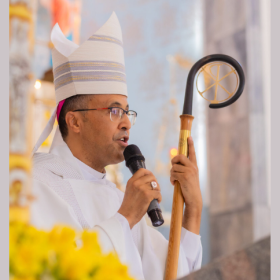 Bispo de Divinópolis celebra a Semana Santa na Catedral
