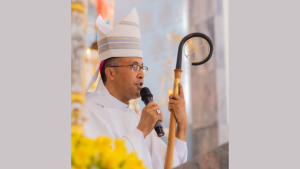 Bispo de Divinópolis celebra a Semana Santa na Catedral