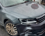 Acidente entre moto e carro na MG-050 em Divinópolis