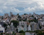 Prefeitura abre leilão com carros e lotes disponíveis