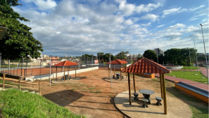 Inaugura&ccedil;&atilde;o de pra&ccedil;a resgata legado do vereador Z&eacute; Milton