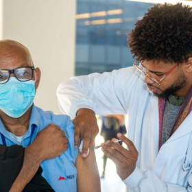Regional de Saúde Divinópolis começa a distribuição da vacina contra a gripe