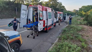 Mulher é atropelada e morre na BR-494, em Divinópolis