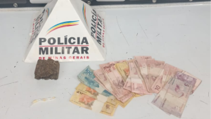Jovem &eacute; preso por tr&aacute;fico de drogas em Carmo do Cajuru