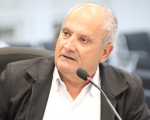 Edsom Sousa retira pré-candidatura nas eleições 2024 em Divinópolis
