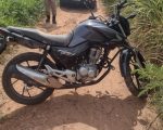 Homem furta moto, cai em buraco e é preso em Divinópolis